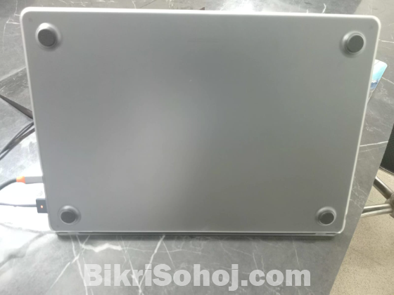 Apple Air M2 chip 15 Inch (AppleCare Exp Dec 16 2026 )